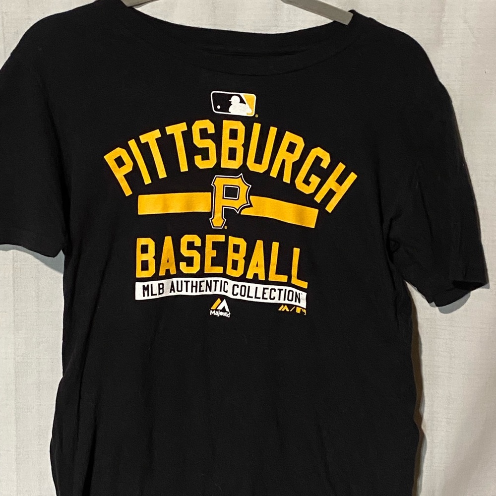 Ladies Pittsburgh Pirates baseball tee